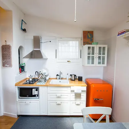 Pensionat Urban Pine Rooms 2*