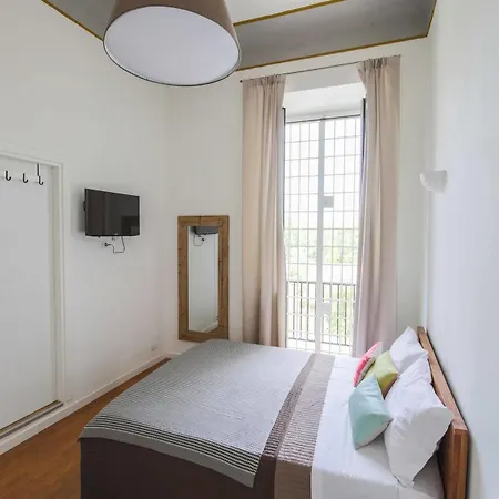 Urban Pine Rooms Pensionat Rom